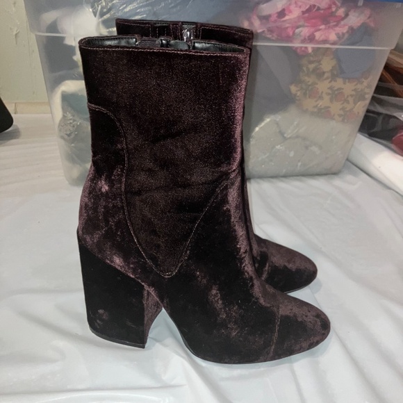Kendall + Kylie Burgundy Plum Velour Ankle Boots - Picture 8 of 8